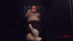 www.woofbound.com - Changing Room  thumbnail